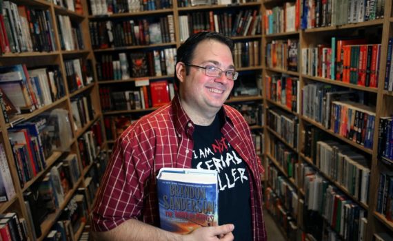 Los 30 mejores libros de Brandon Sanderson