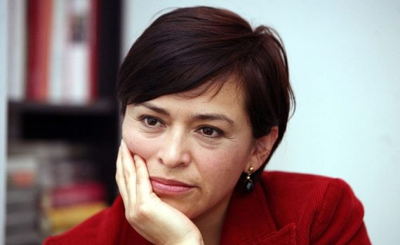 Los 5 mejores libros de Anabel Hernández