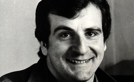 Los 7 mejores libros de Douglas Adams